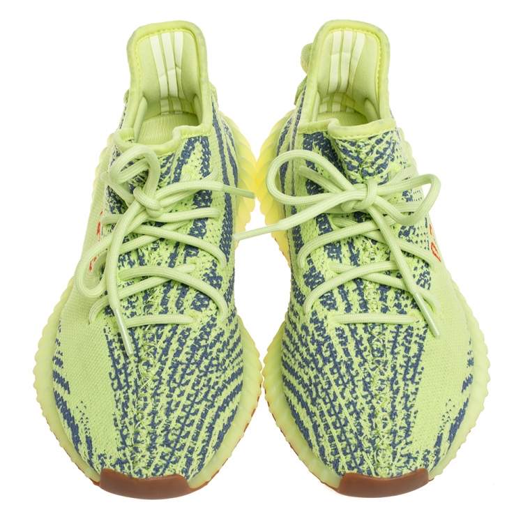 مملوكة مسبقًا Yeezy x Adidas Boost 350 V2 Semi Frozen Green Knit Fabric Lace Up Sneakers Size 40.5