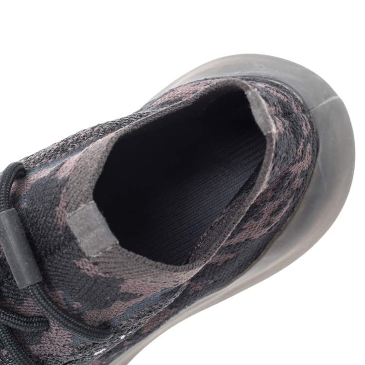 Pre Owned Yeezy x adidas Black Knit Fabric Boost 380 Onyx Sneakers Size 38