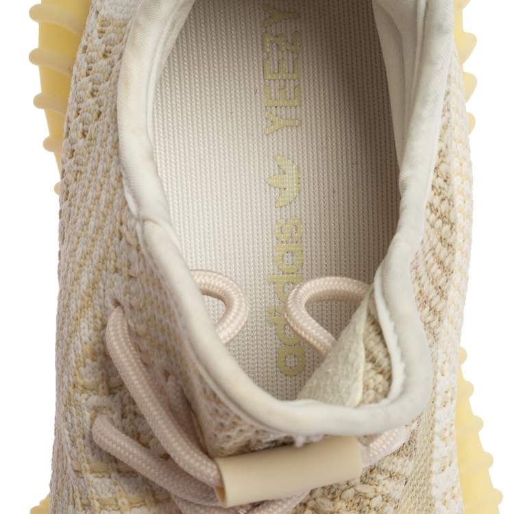 مملوكة مسبقًا Yeezy Cream/White Knit Fabric 350 V2 Natural Sneakers 38 2/3