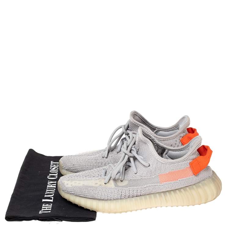 مملوكة مسبقًا Yeezy x adidas Grey Knit Fabric Boost 350 V2 Tail Light Sneakers Size 39 1/3