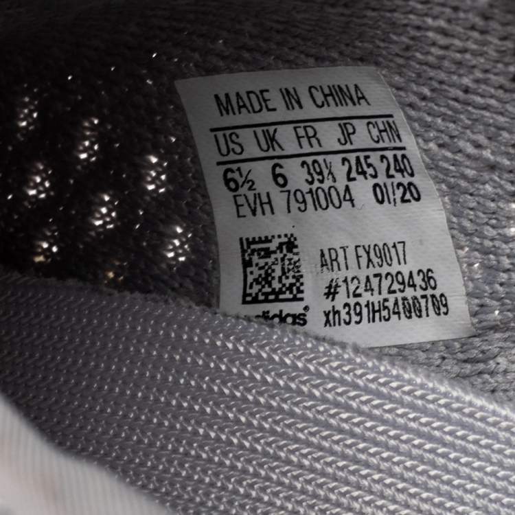 مملوكة مسبقًا Yeezy x adidas Grey Knit Fabric Boost 350 V2 Tail Light Sneakers Size 39 1/3