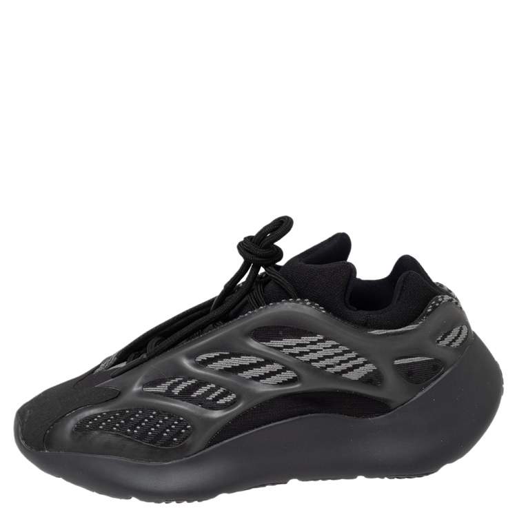 Pre Owned Yeezy x Adidas Black Fabric 700 V3 Alvah Sneakers Size 37