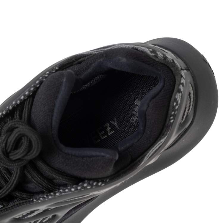 Pre Owned Yeezy x Adidas Black Fabric 700 V3 Alvah Sneakers Size 37