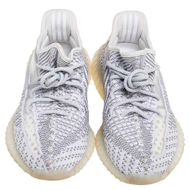 مملوكة مسبقًا Yeezy x Adidas Grey/White Knit Fabric Boost 350 V2 Sneakers Size 38