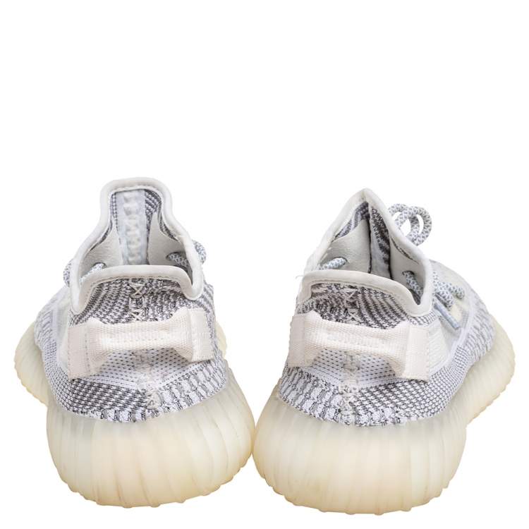 مملوكة مسبقًا Yeezy x Adidas Grey/White Knit Fabric Boost 350 V2 Sneakers Size 38