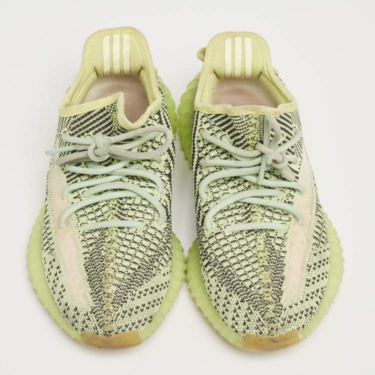 مملوكة مسبقًا Yeezy x Adidas Green Knit Fabric  Boost 350 V2  Yeezreel (non reflective) Sneakers Size  38