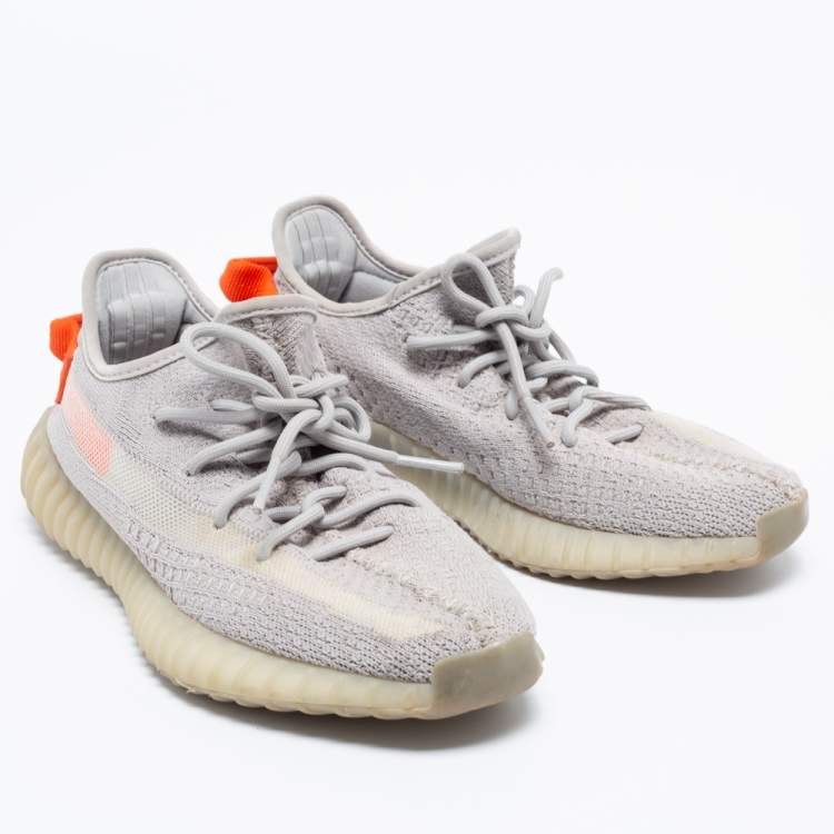 Pre Owned Yeezy x Adidas Grey Knit Fabric Tail Light Boost 350 V2 Sneakers Size 39.5