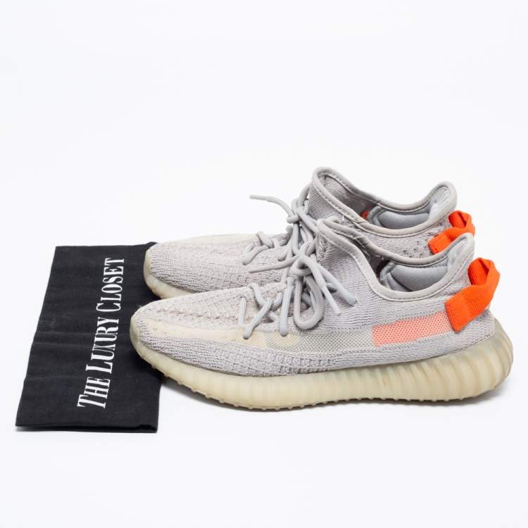 Pre Owned Yeezy x Adidas Grey Knit Fabric Tail Light Boost 350 V2 Sneakers Size 39.5