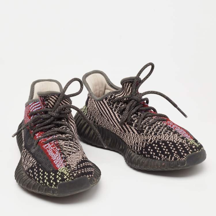 مملوكة مسبقًا Yeezy x Adidas Black Knit Fabric Boost 350 V2 Yecheil Sneakers Size 38 2/3