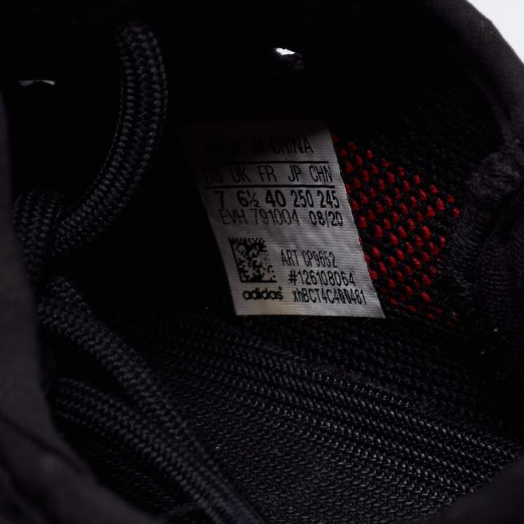 Pre Owned Yeezy x Adidas Black/Red Knit Fabric Boost 350 V2 Low-Top Sneakers Size 40