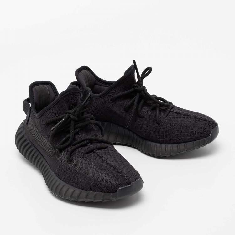 Pre Owned Yeezy x Adidas Black Knit Fabric Boost 350 V2 Sneakers Size 39 1/3 