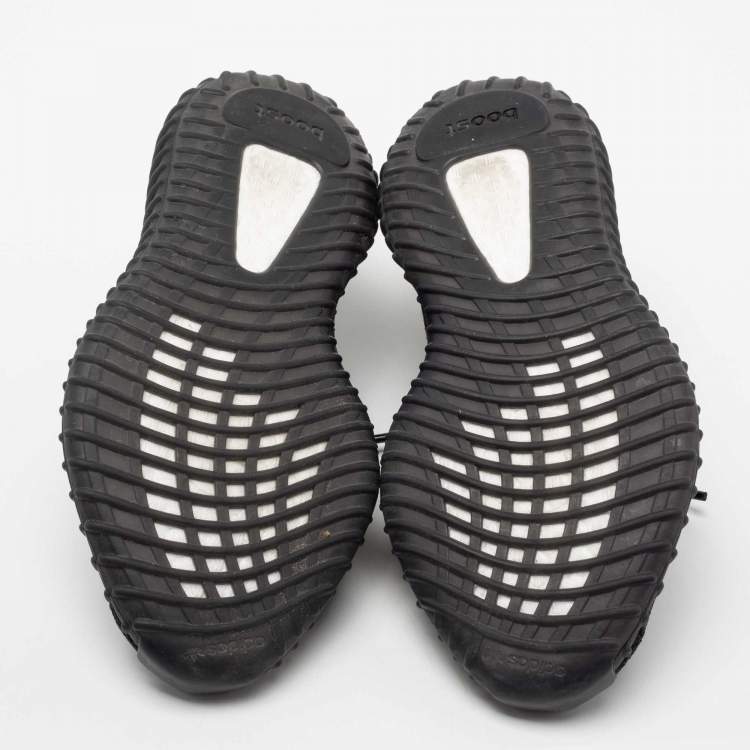 Pre Owned Yeezy x Adidas Black Knit Fabric Boost 350 V2 Sneakers Size 39 1/3 