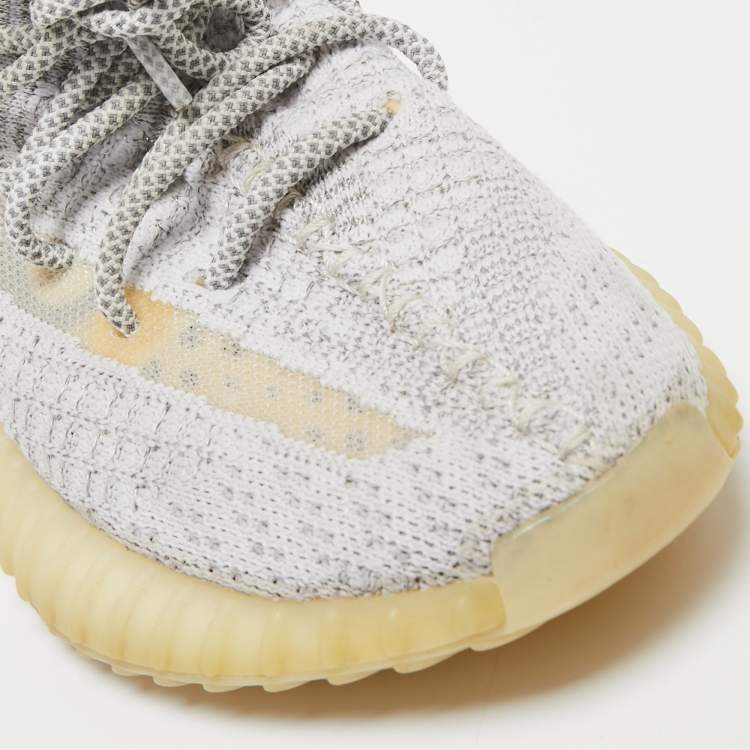 Pre Owned Adidas Yeezy White Knit Fabric Boost 350 V2 Cloud (Non-Reflective) Sneakers Size 38 2/3
