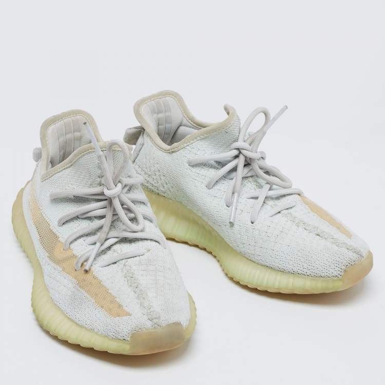 مملوكة مسبقًا Adidas Yeezy Light  Dark Grey/Brown Knit Fabric Boost 350 V2 Sneakers Size 37 1/3