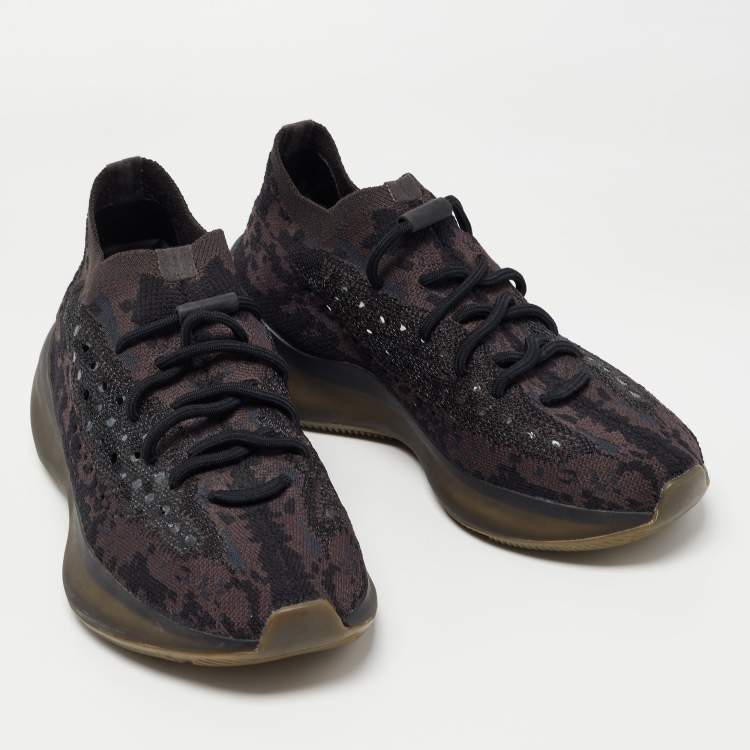 Pre Owned Yeezy x Adidas Black/Brown Knit Fabric Boost 380 Onyx Sneakers Size 39 1/3