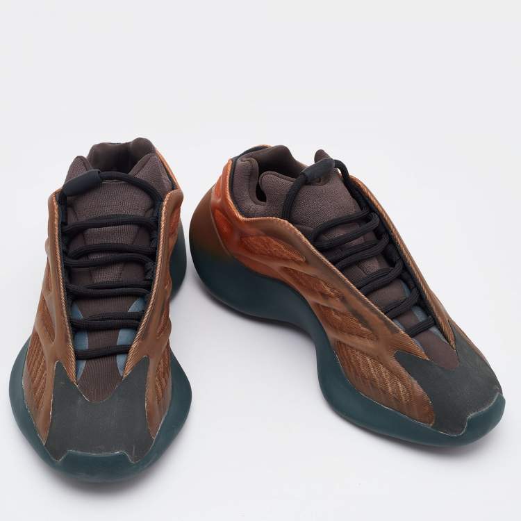 مملوكة مسبقًا Yeezy x Adidas Orange PVC and Fabric Yeezy 700 V3 Copper Sneakers Size 37 1/3