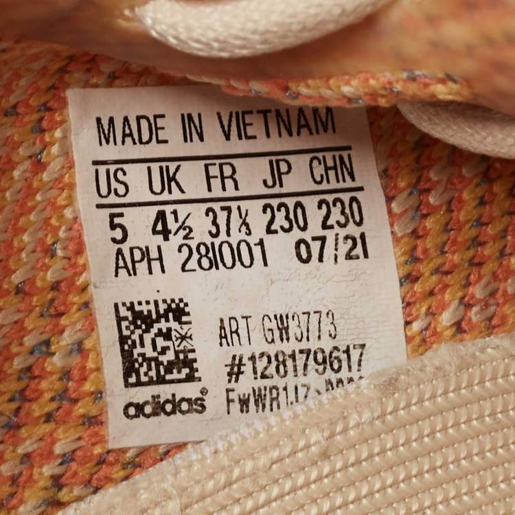 Pre Owned Yeezy x Adidas Multicolor Fabric Boost 350 V2 mx-oat  Sneakers Size 37 2/3
