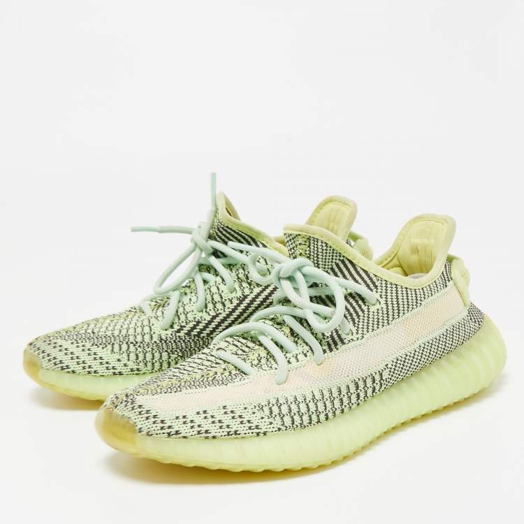 Yeezy x Adidas Boost 350 V2 Sneakers