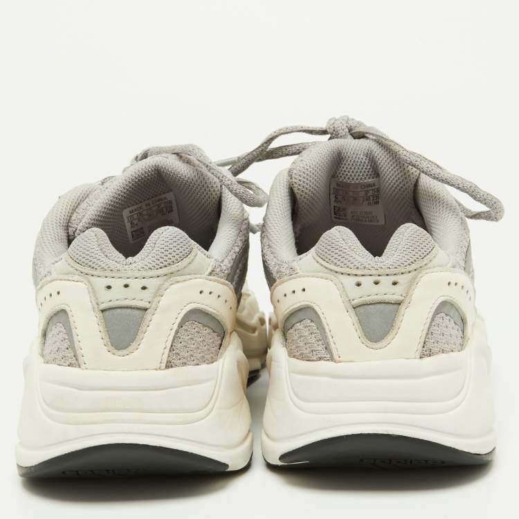 Pre Owned Yeezy x Adidas Grey/Off-White Knit Fabric and Leather Boost 700 V2 Static Sneakers Size 38 2/3