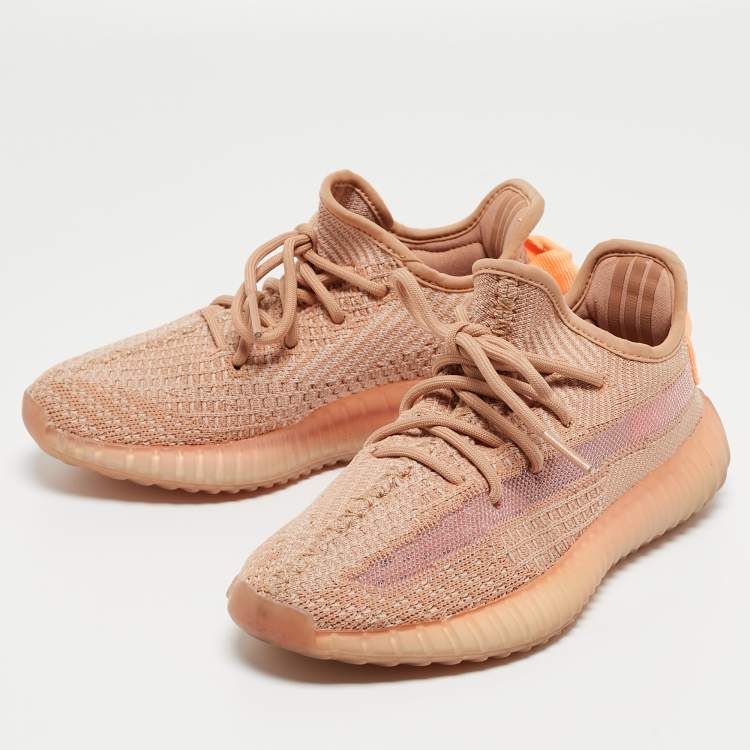 Yeezy sales clay size