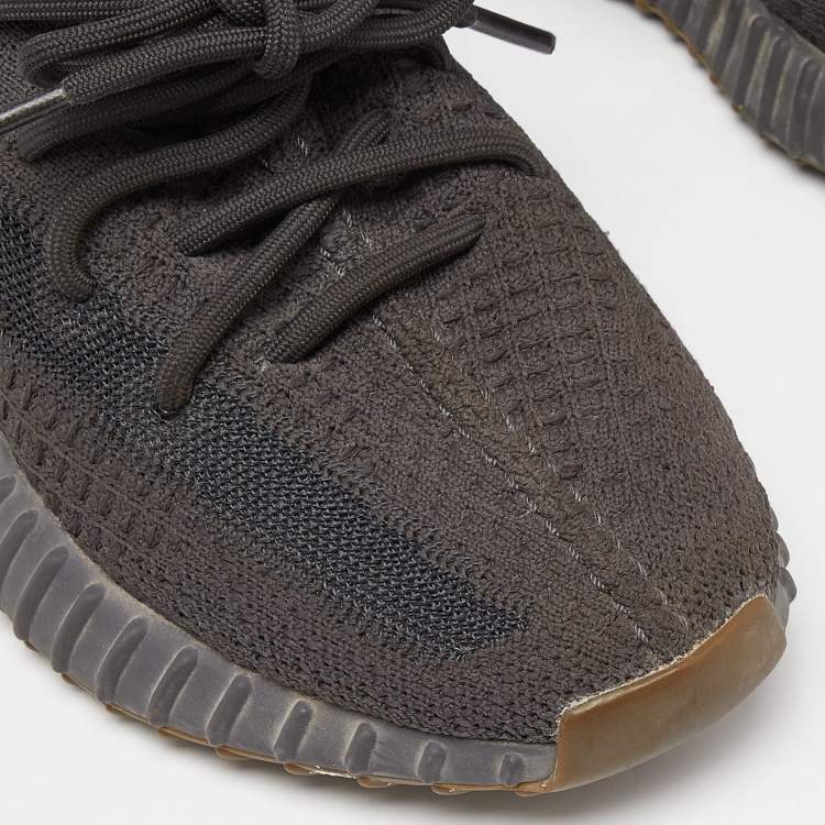 مملوكة مسبقًا Yeezy x Adidas Black Knit Fabric Boost 350 V2 Cinder Sneakers Size 38