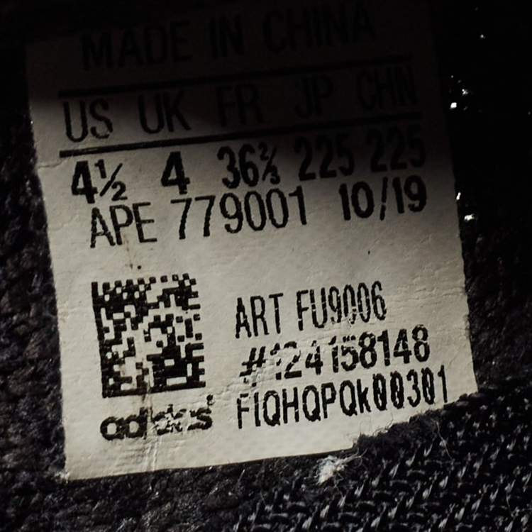 Pre Owned Yeezy x Adidas Black Knit Fabric Boost 350 V2 Black Non-Reflective Sneakers Size 36 2/3