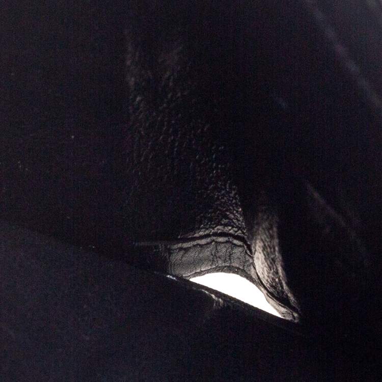 Pre Owned Saint Laurent Black Leather Chyc Compact Wallet