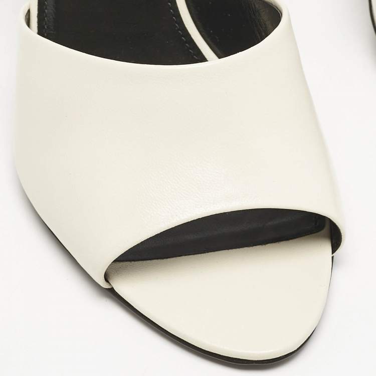 مملوكة مسبقًا Saint Laurent White Leather Belfagor Open Toe Slide Sandals Size 39