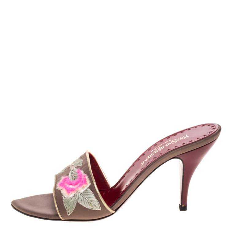 Pre Owned Yves Saint Laurent Vintage Beige Embroidered Satin Open Toe Sandals Size 38.5