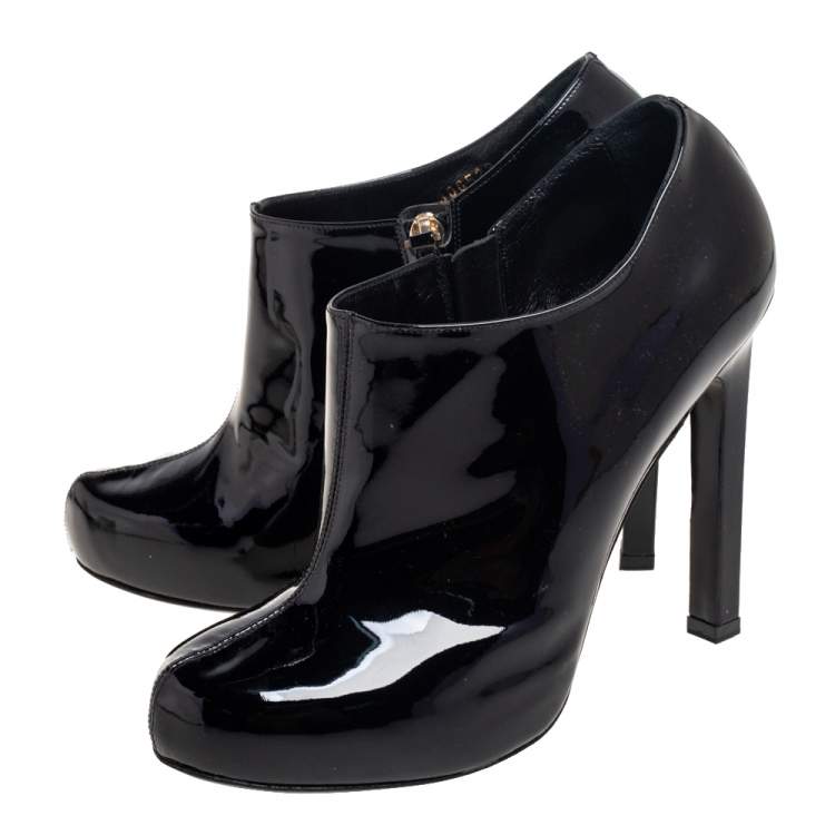 Pre Owned Yves Saint Laurent Black Patent Leather Booties Size 39