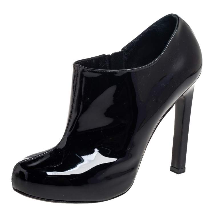 Pre Owned Yves Saint Laurent Black Patent Leather Booties Size 39