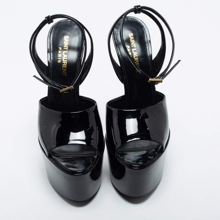 مملوكة مسبقًا Yves Saint Laurent Black Patent Leather Platform Sandals Size 36