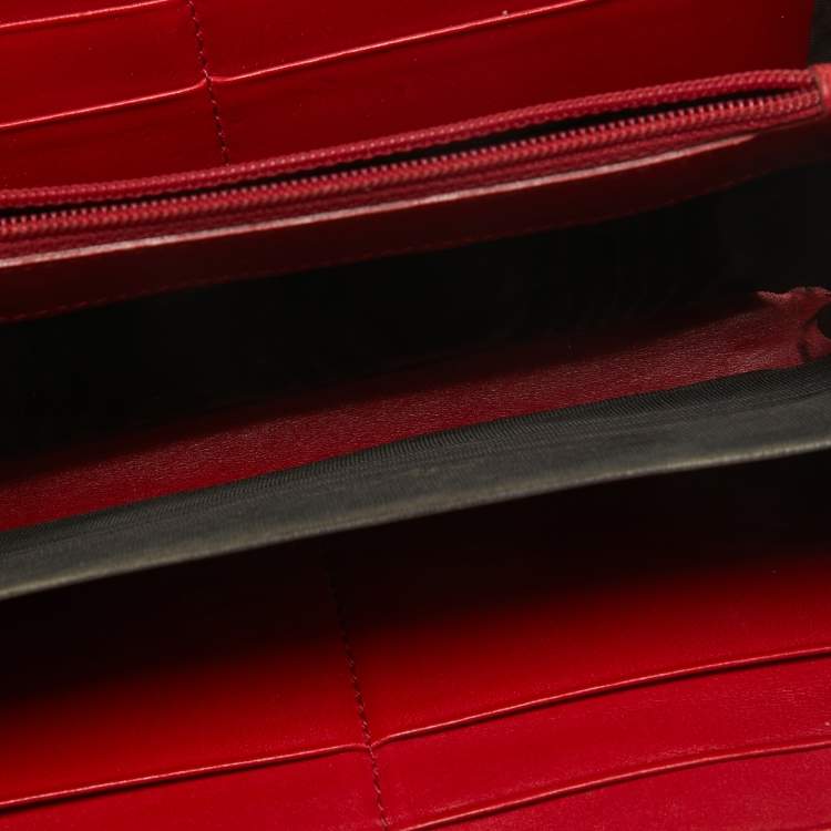 Pre Owned Yves Saint Laurent Red Patent Leather Belle De Jour Wallet