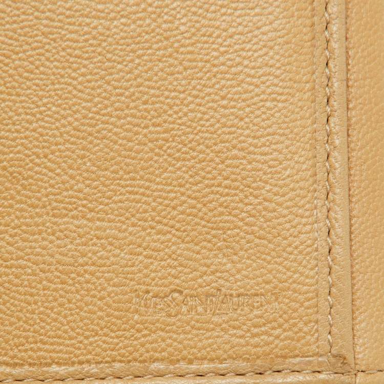 Pre Owned Yves Saint Laurent Beige Leather Belle De Jour Continental Wallet