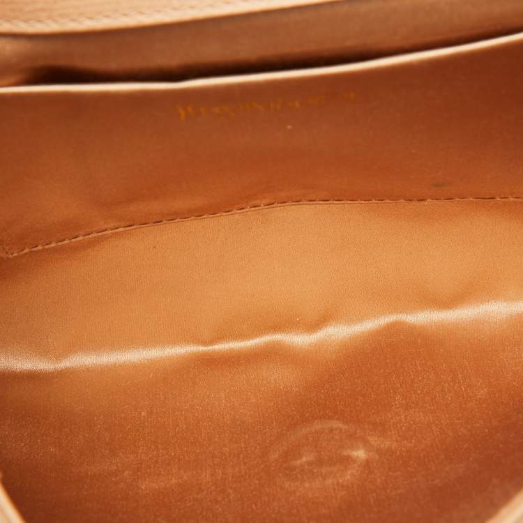 Pre Owned Yves Saint Laurent Beige Leather Y Line Flap Clutch