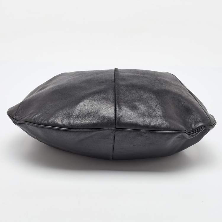 Pre Owned Yves Saint Laurent Black Leather Mombasa Hobo