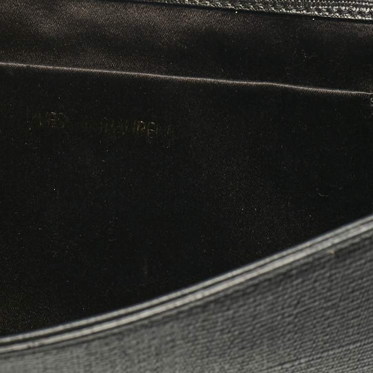 Pre Owned Yves Saint Laurent Black Leather Y-Ligne Clutch