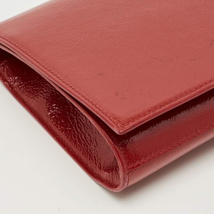 Pre Owned Saint Laurent Red Patent Leather Belle De Jour Flap Clutch