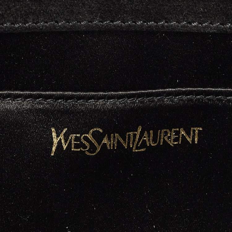 مملوكة مسبقًا Saint Laurent Belle De Jour Black Patent Leather Clutch