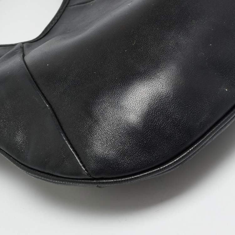 مملوكة مسبقًا Yves Saint Laurent Mombasa Mini Black Leather Hobo