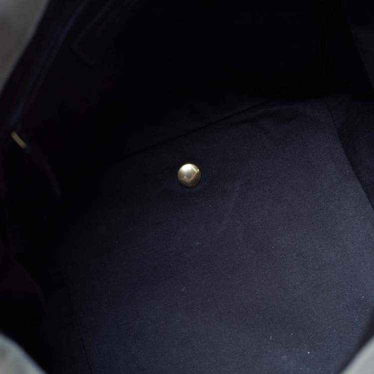 مملوكة مسبقًا Yves Saint Laurent Downtown Small Cream Patent Leather Tote