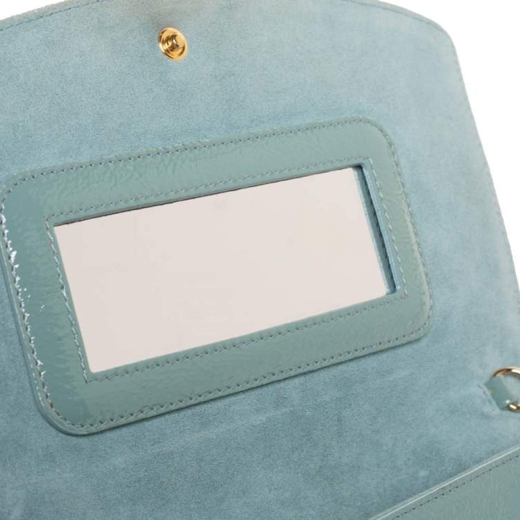Pre Owned Yves Saint Laurent Pale Green Patent Leather Chain Clutch