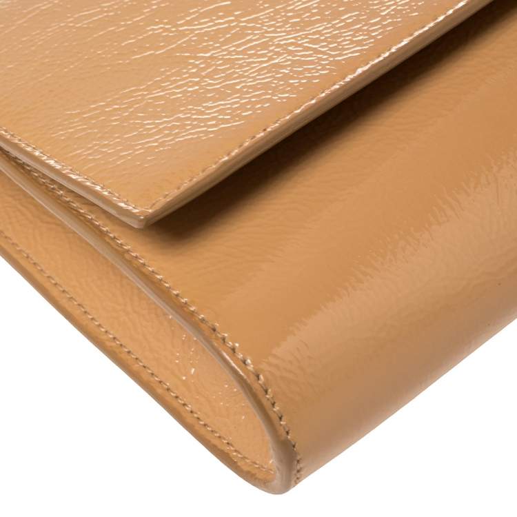 Pre Owned Yves Saint Laurent Beige Patent Leather Belle De Jour Flap Clutch
