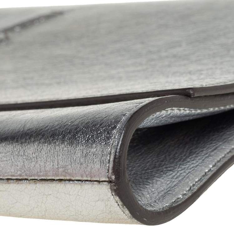 Pre Owned Yves Saint Laurent Metallic Leather Belle De Jour Flap Clutch