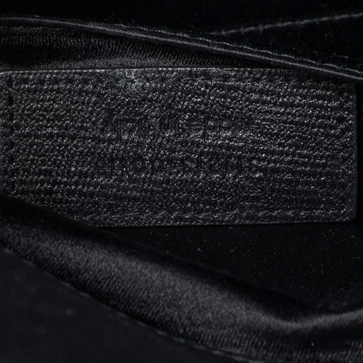 Pre Owned Yves Saint Laurent Black Textured Leather Y-Ligne Clutch