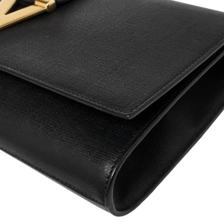 Pre Owned Yves Saint Laurent Black Textured Leather Y-Ligne Clutch