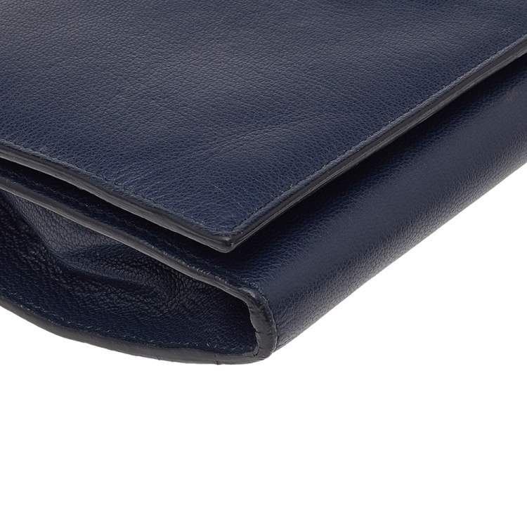 مملوكة مسبقًا Yves Saint Laurent Navy Blue Leather Belle De Jour Wallet On Chain
