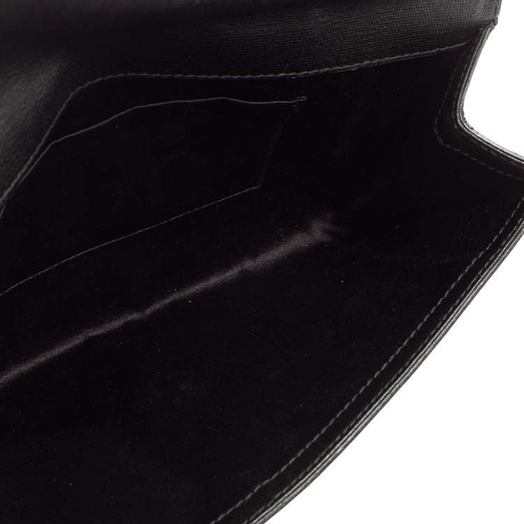 Pre Owned Yves Saint Laurent Black Textured Leather Y-Ligne Clutch