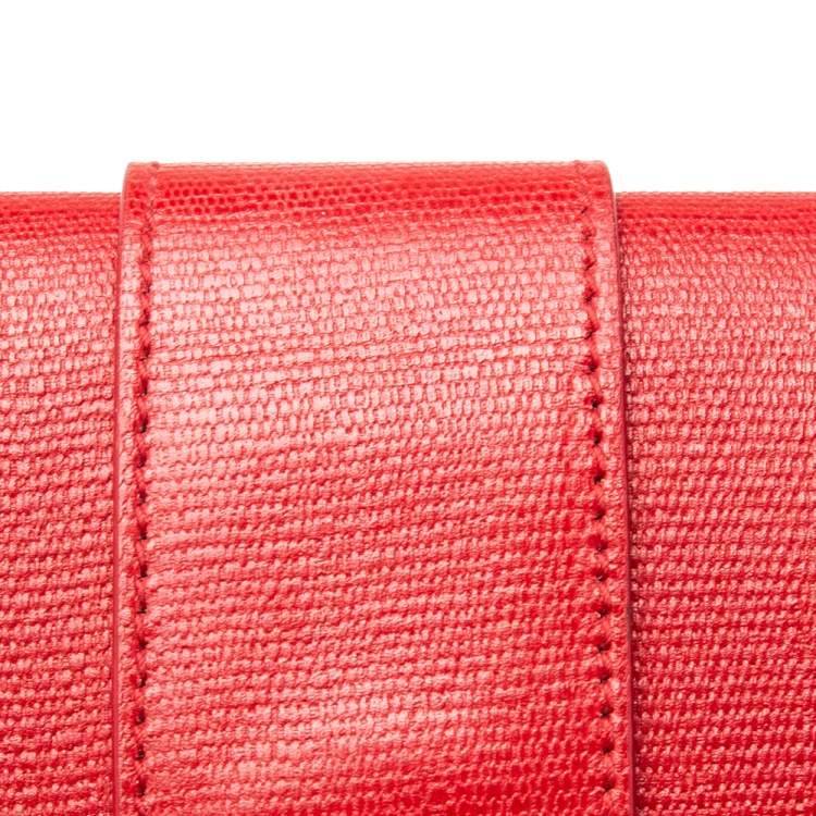 Pre Owned Yves Saint Laurent Red Textured Leather Y-Ligne Clutch