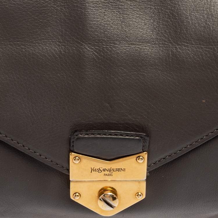 Pre Owned Yves Saint Laurent Grey Leather Dandy Shoulder Bag